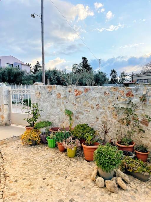 Kathiana Cozy Apartment Экстерьер фото